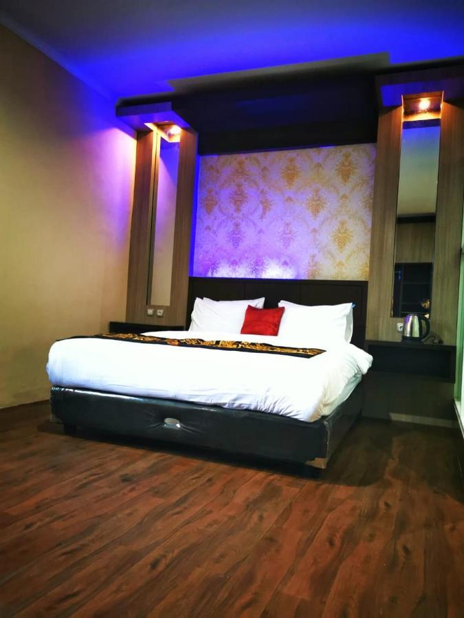 Hotel Mukti Jaya Purwokerto Exterior photo
