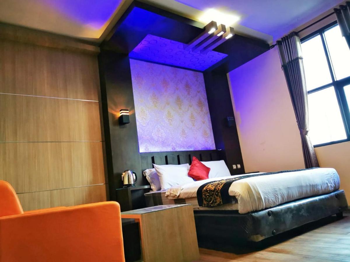Hotel Mukti Jaya Purwokerto Exterior photo