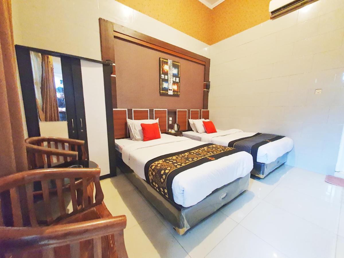 Hotel Mukti Jaya Purwokerto Exterior photo