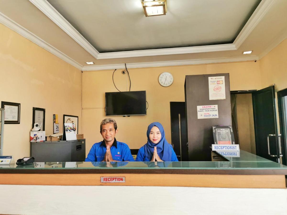 Hotel Mukti Jaya Purwokerto Exterior photo