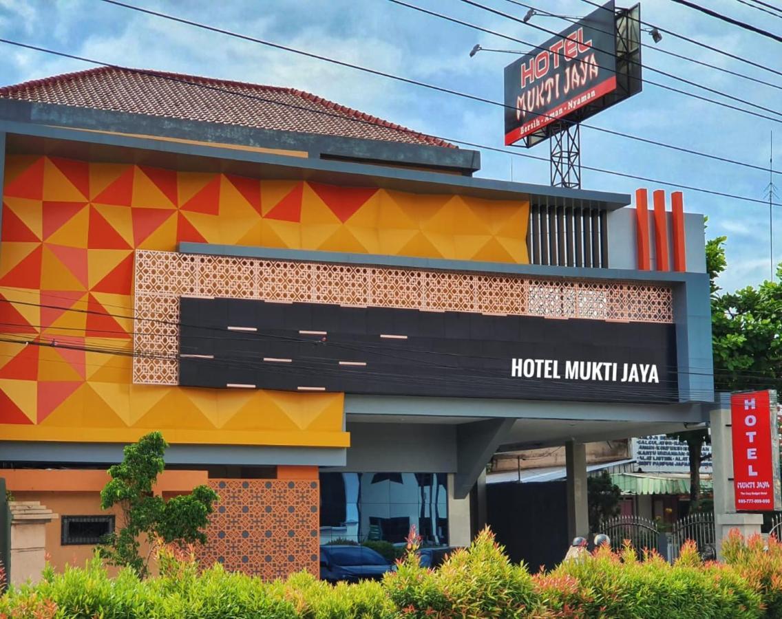 Hotel Mukti Jaya Purwokerto Exterior photo